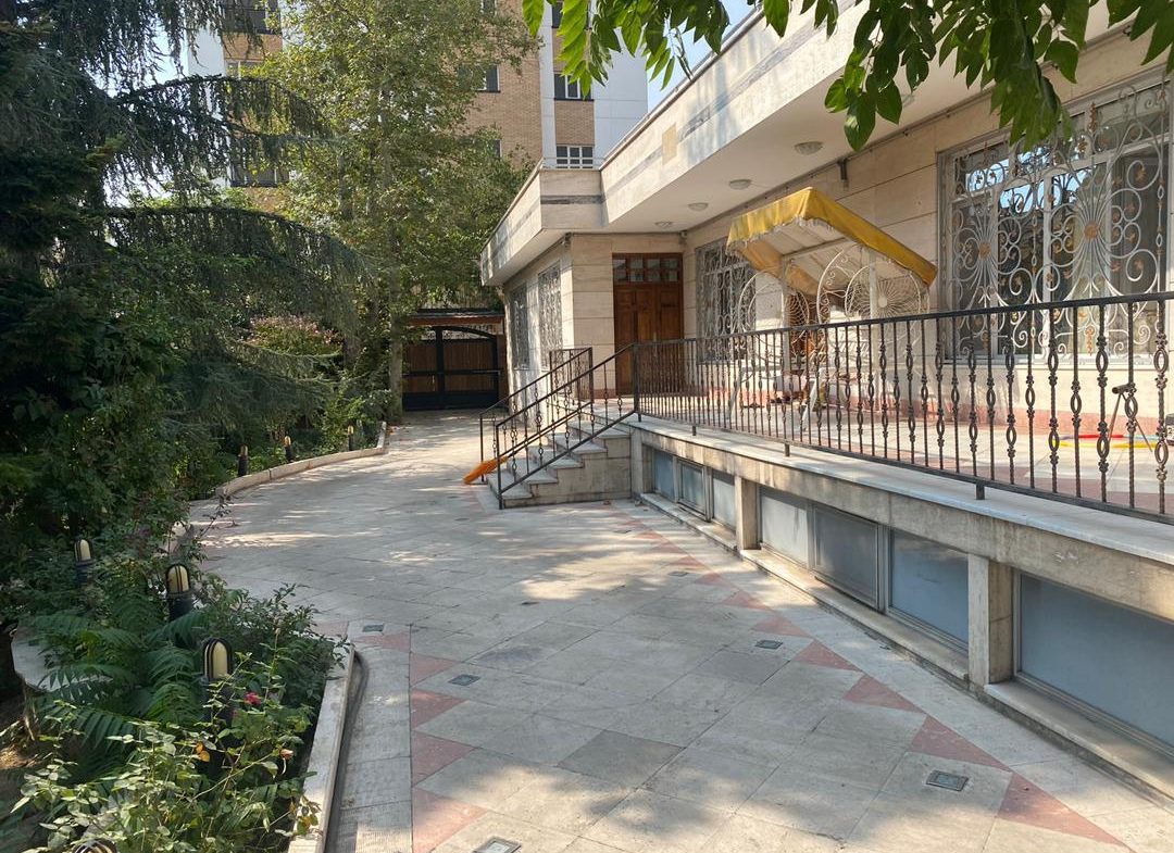 Rent Villa In Tehran Niavaran Code 1019-9