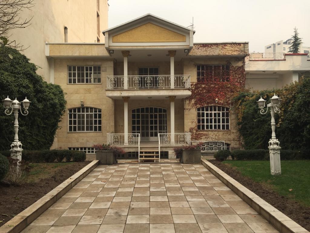 Rent Villa In Tehran Kamranieh Code 1032-11