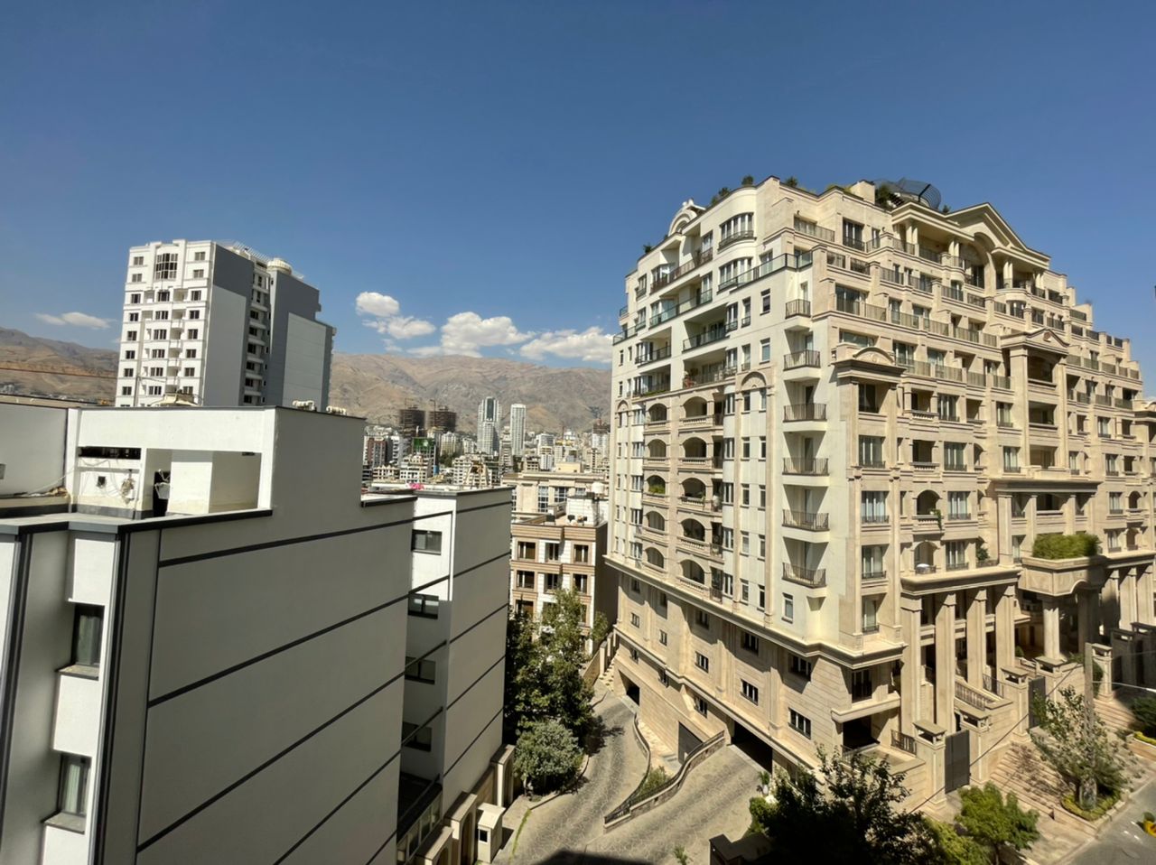 Apartment In Tehran Elahiyeh code 1232-9