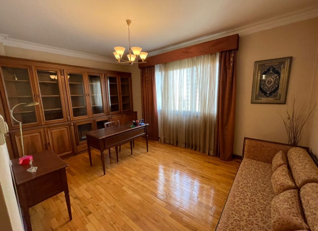 furnished apartment in Tehran-Study room