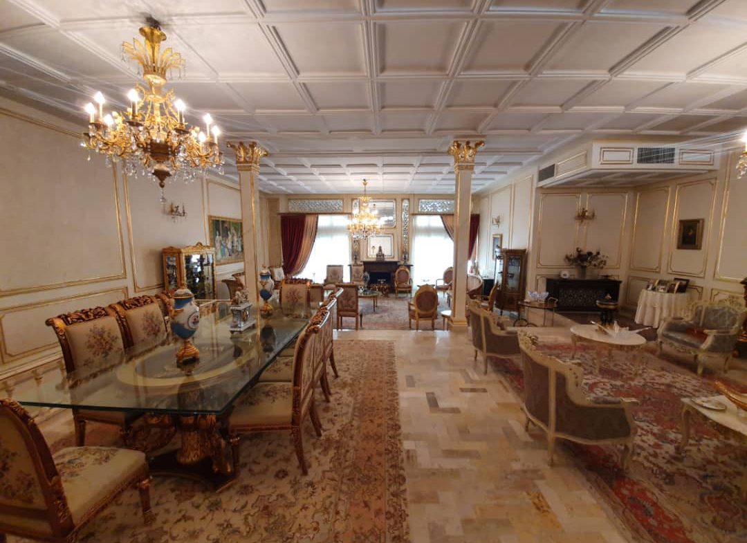 Villa In Tehran Niavaran Code 1334-4