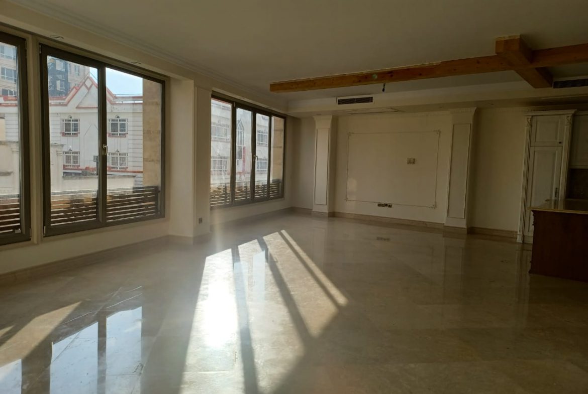 Semmi-Furnished Apartment In Tehran Zafaraniyeh Code 1363-5