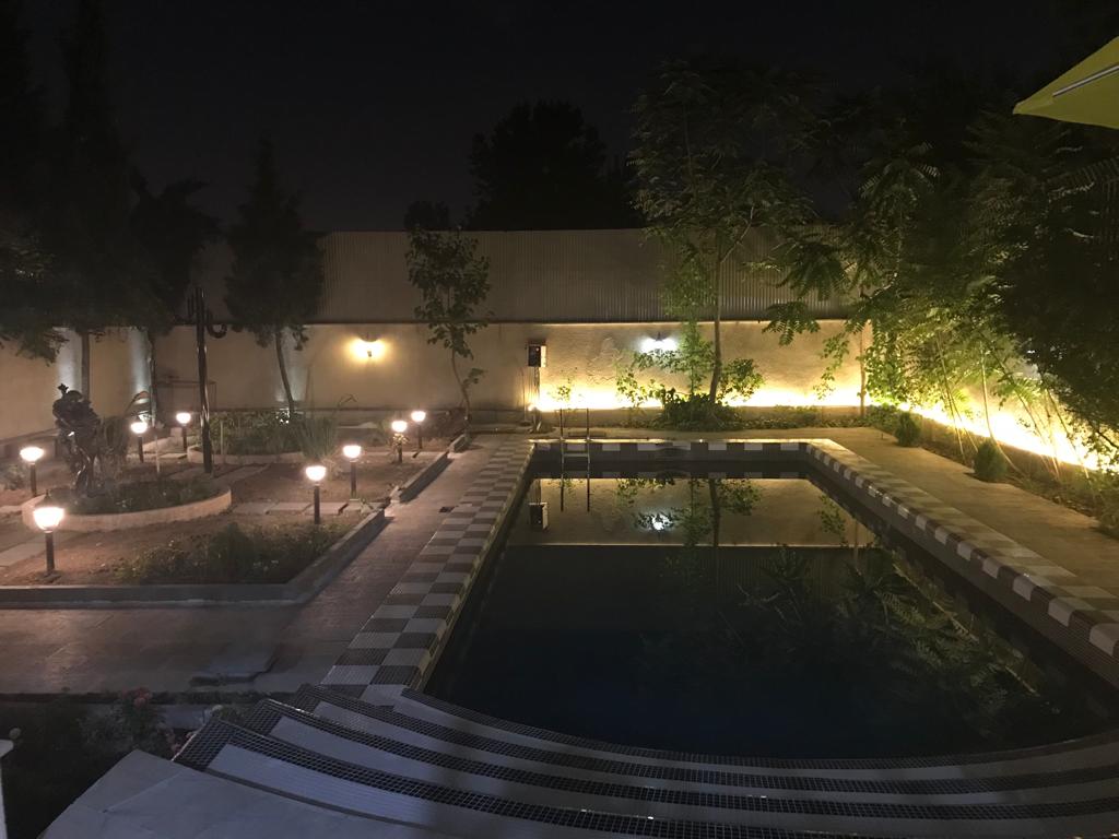 Villa In Shahrak-e Gharb Code 1390-3