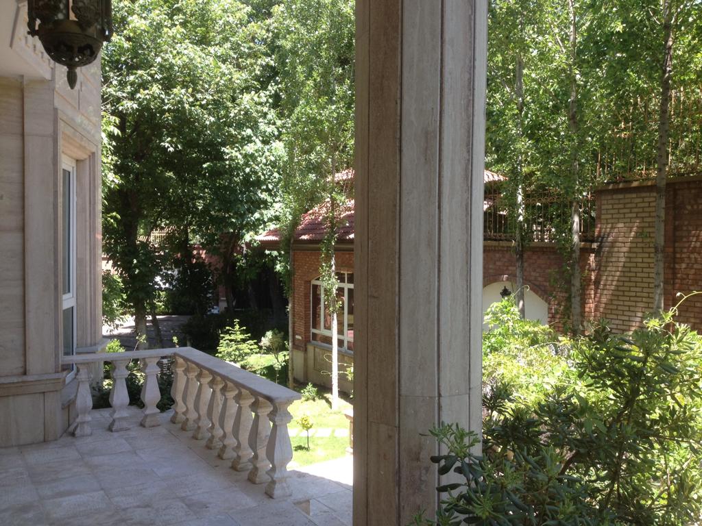 Villa In Tehran Niavaran Code 1616-15