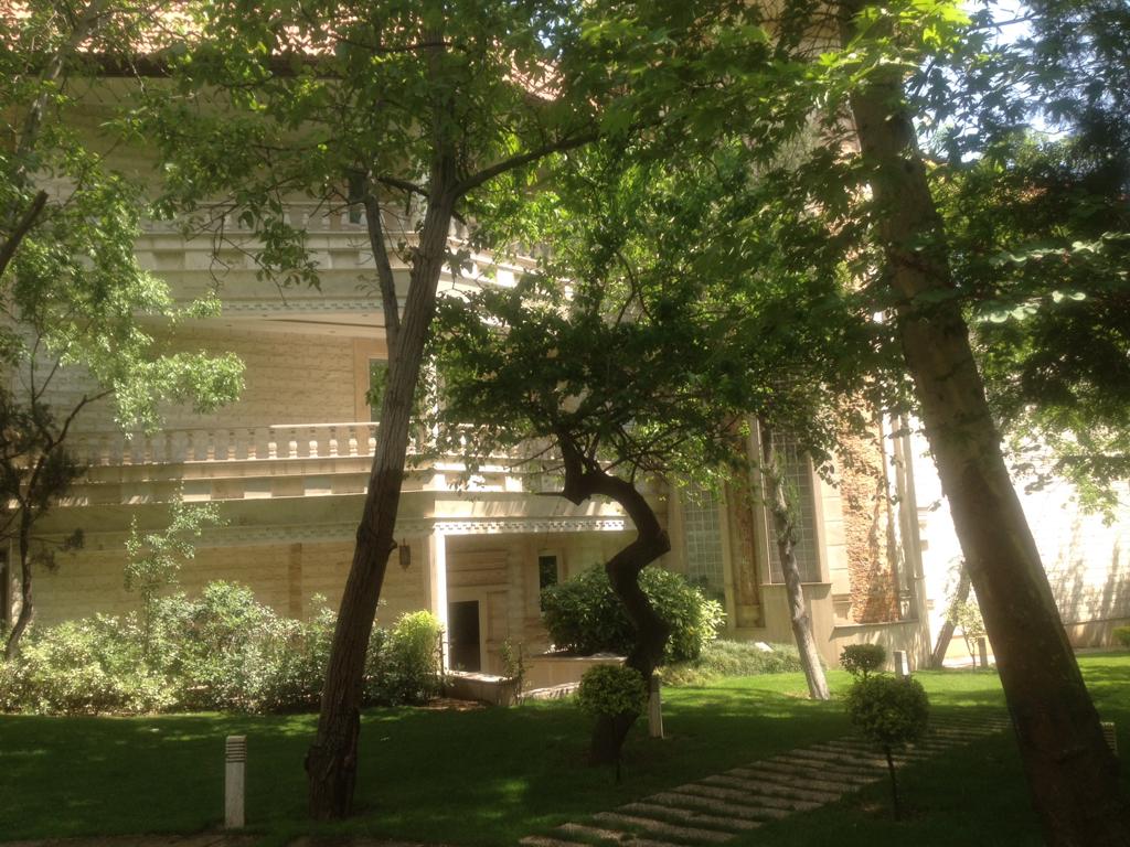 Villa In Tehran Niavaran Code 1616-16