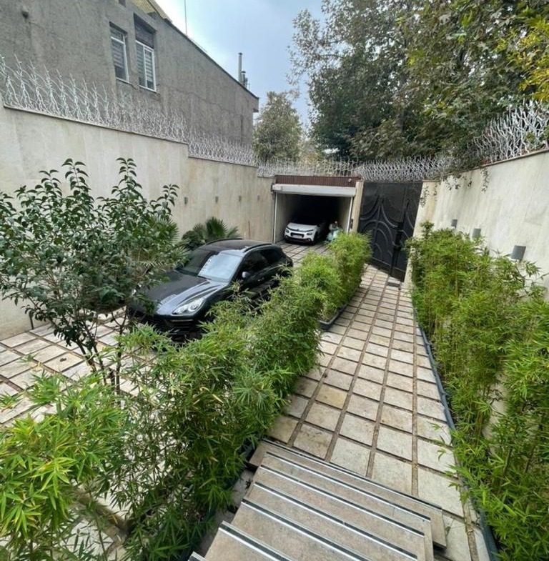 Villa In Tehran Farmanieh Code 1641-7