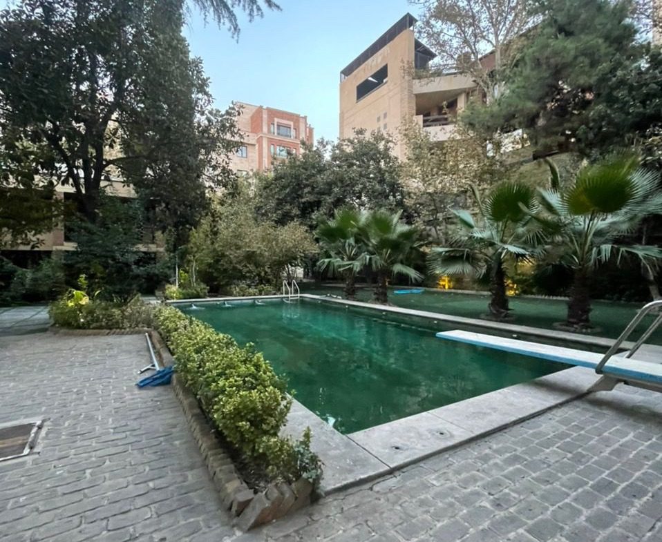 Villa In Tehran Darrous Code 1642-8