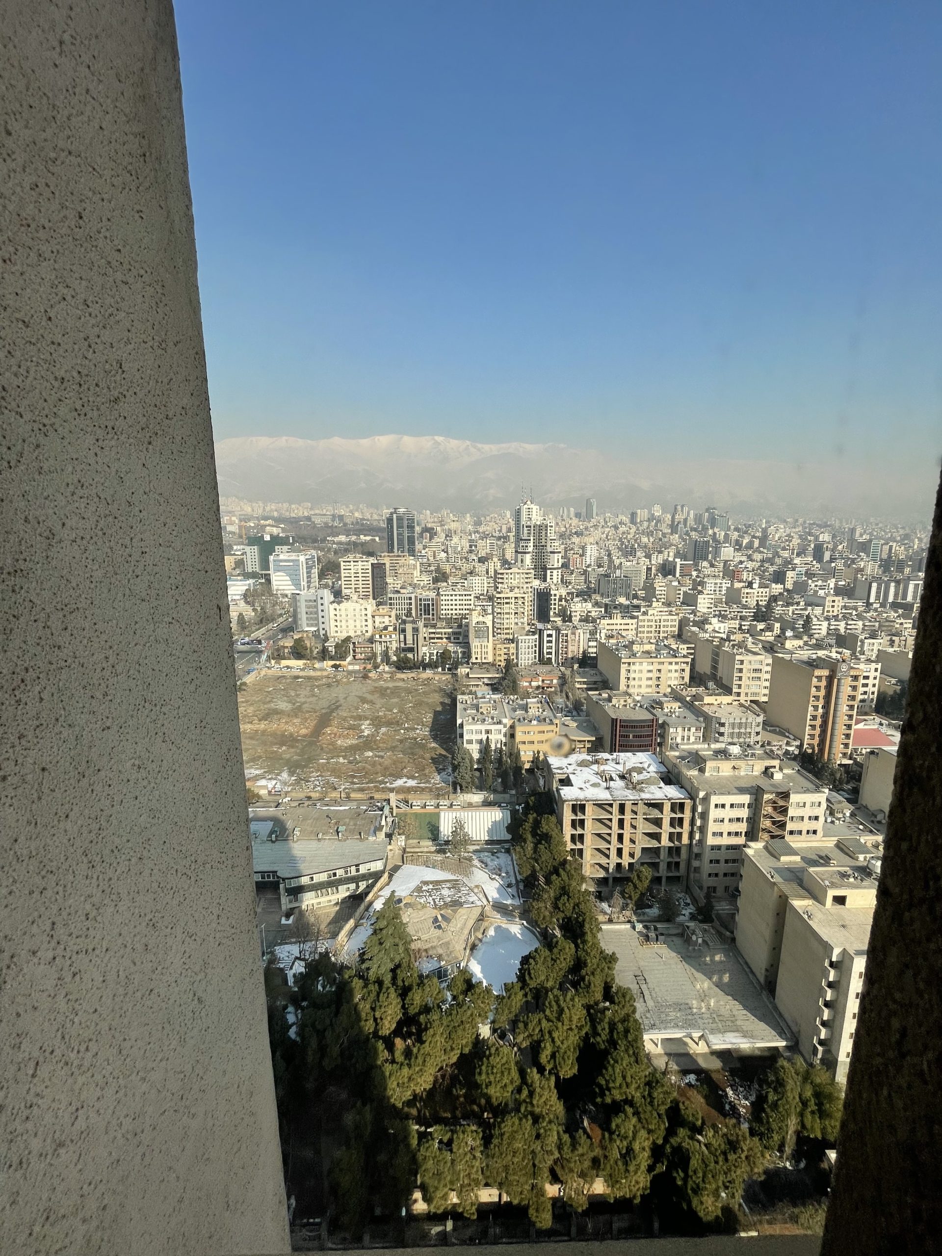 Rent Apartment In Tehran Mirdamad Code 1698-11