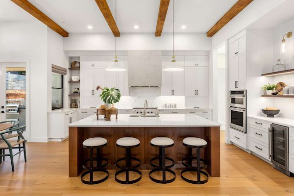 What Are The Pros And Cons Of A Kitchen Island In Buying A House?