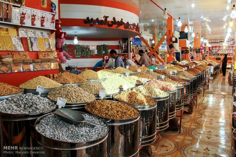 buy nuts and dried fruits in Tehran