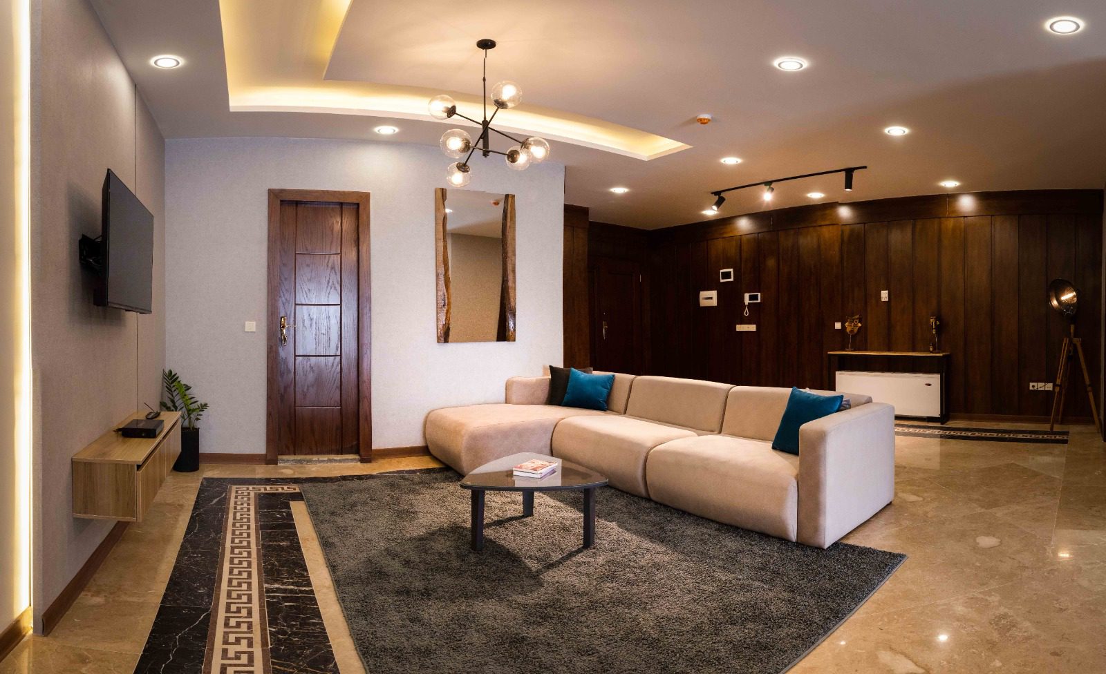 E653D28A-3F43-4E65-B79A-A6F37A041C7F Short Term Apartment in Tehran Mirdamad Code 1975