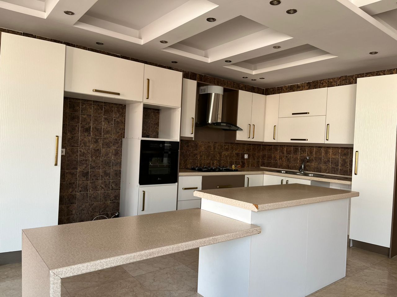 Furnished Apartment in Tehran Farmanieh Code 2019