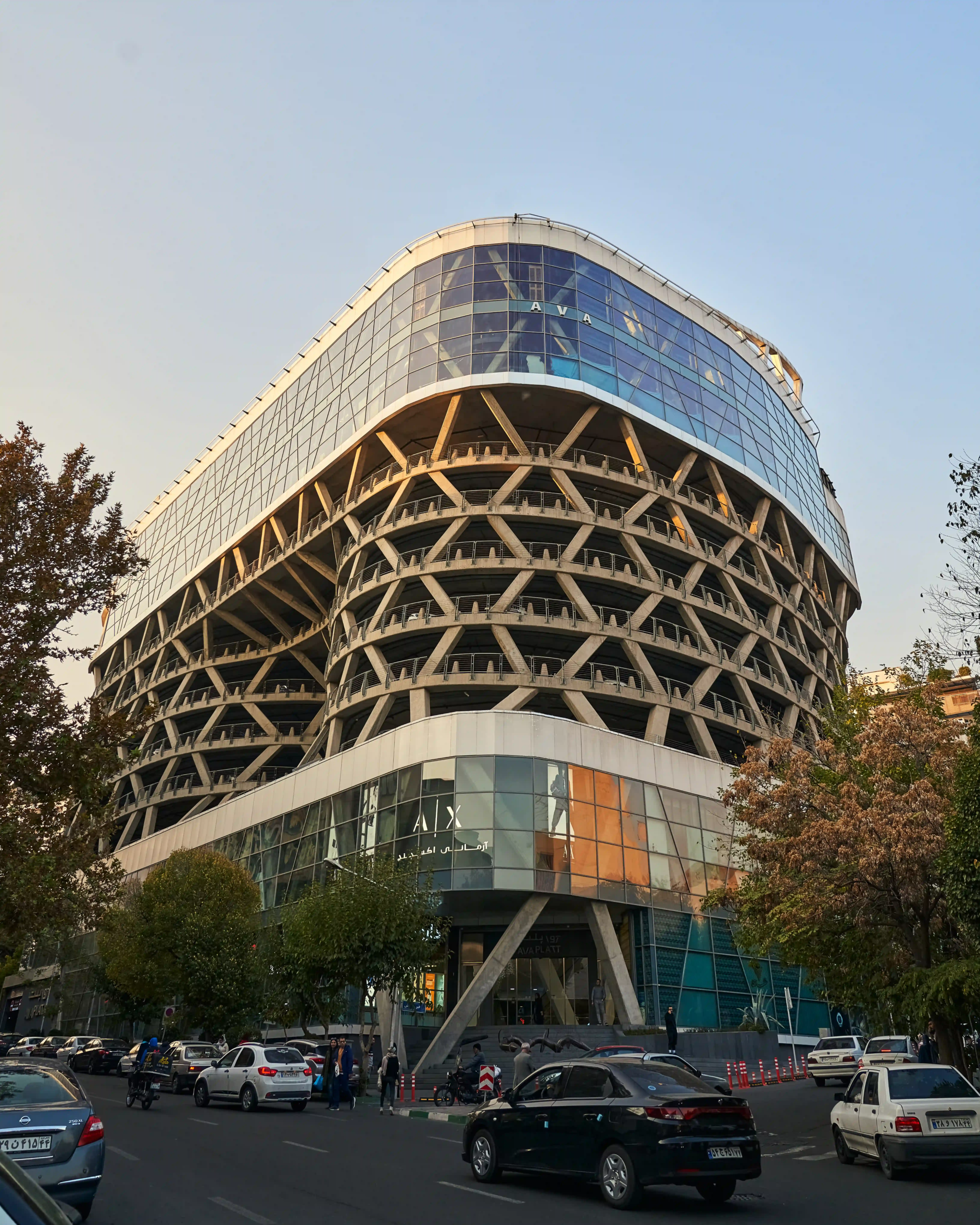 AvaPlatt Shopping Mall