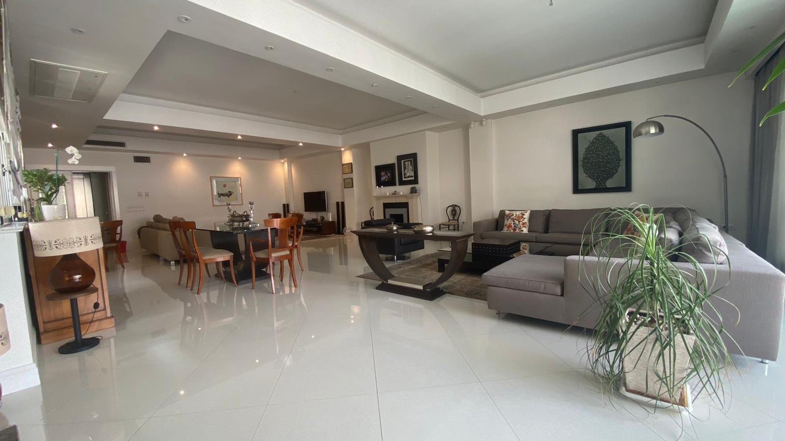 e15a494b-ac40-4713-8239-a98b2cef577d Furnished Apartment in Tehran Elahiyeh Code 2072