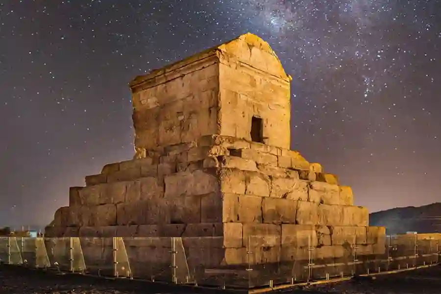 Iran historical tourism